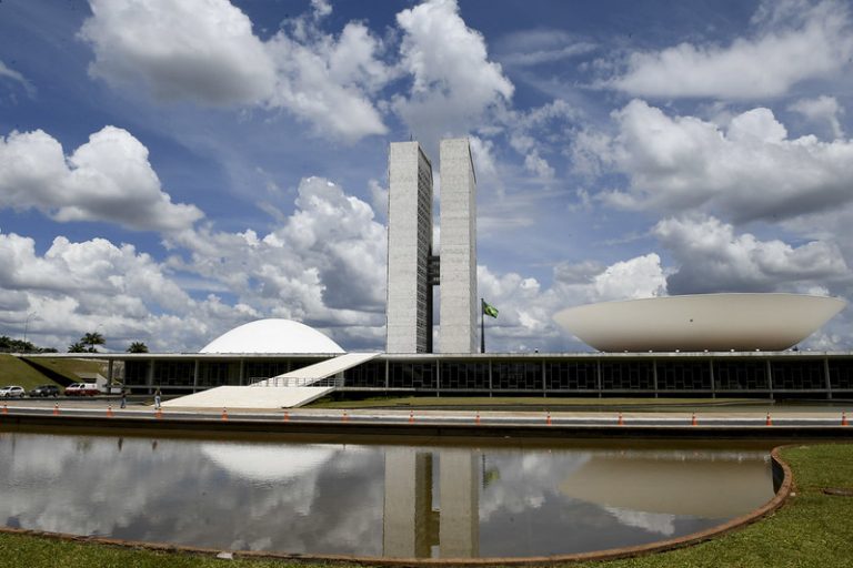 Brasília - Congresso - Palácio do Congresso Nacional - prédios públicos - Senado - Câmara dos Deputados