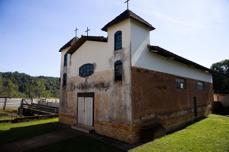 Comunidade de Paracatu, distrito de Mariana, atingida pelo rejeito após o desastre do rompimento da barragem de Fundão, em Mariana.