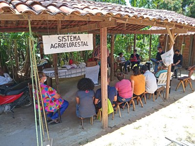 context/imageCaption