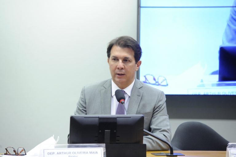 Audiência pública e deliberação - Regime próprio de previdência social. Dep. Arthur Oliveira Maia DEM - BA