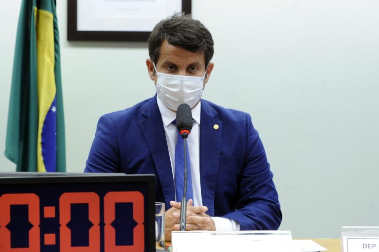 Audiência Pública - Aplicação de mais uma dose de vacina contra a COVID-19 no Brasil. Dep. Dr. Luiz Antonio TeixeiraJr.PP - RJ