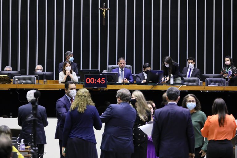 Deliberação de Vetos e Projetos de Lei. Vice-presidente da Câmara, Marcelo Ramos
