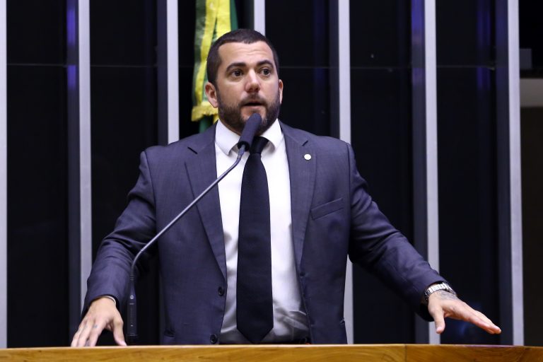 Breves Comunicados. Dep. Carlos JordyPSL - RJ