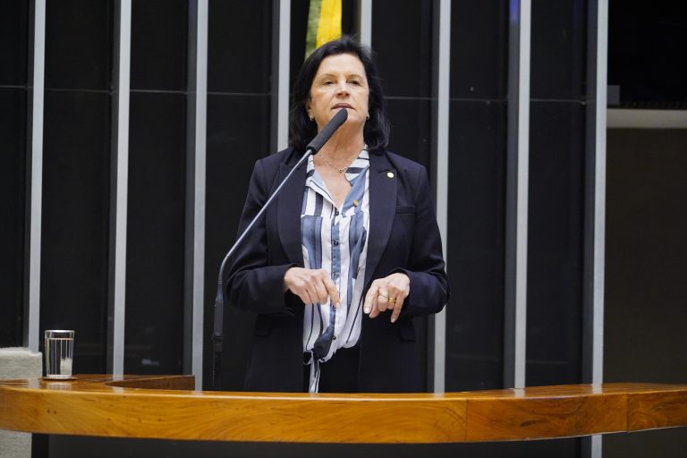 Breves Comunicados. Dep. Angela AminPP - SC