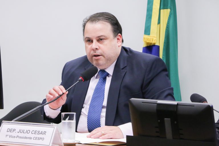 Audiência Pública - Tecnologia no setor de esporte. Dep. Julio Cesar Ribeiro REPUBLICANOS-DF