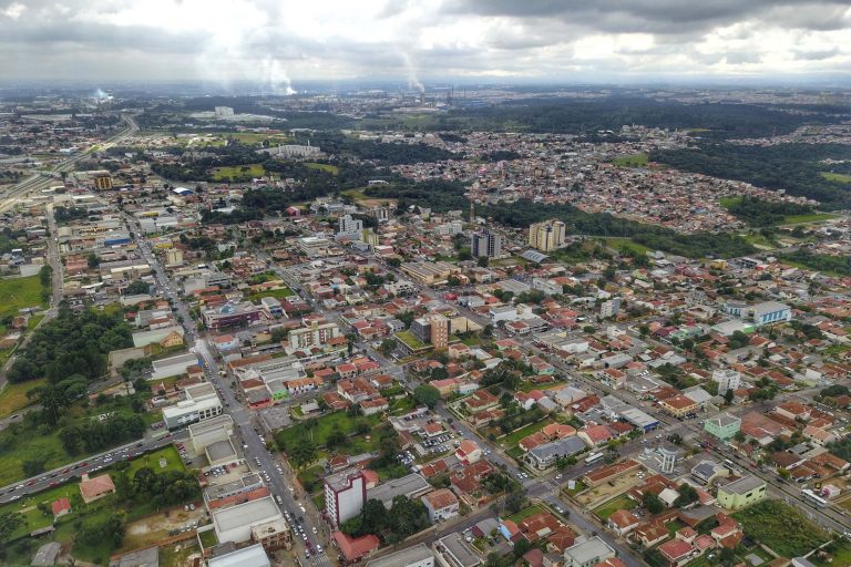 Cidades - geral - municípios imóveis urbanos população (cidade de Araucária-PR)