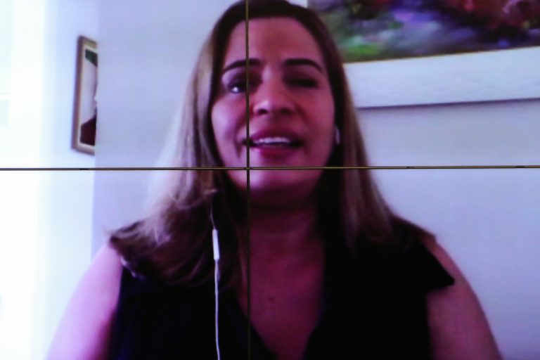 Audiência Pública – Mobilidade de Pessoas com Deficiência Visual. Emmanuelle Garrido Alkmin - Advogada e especialista Inclusão de Pessoas com Deficiências