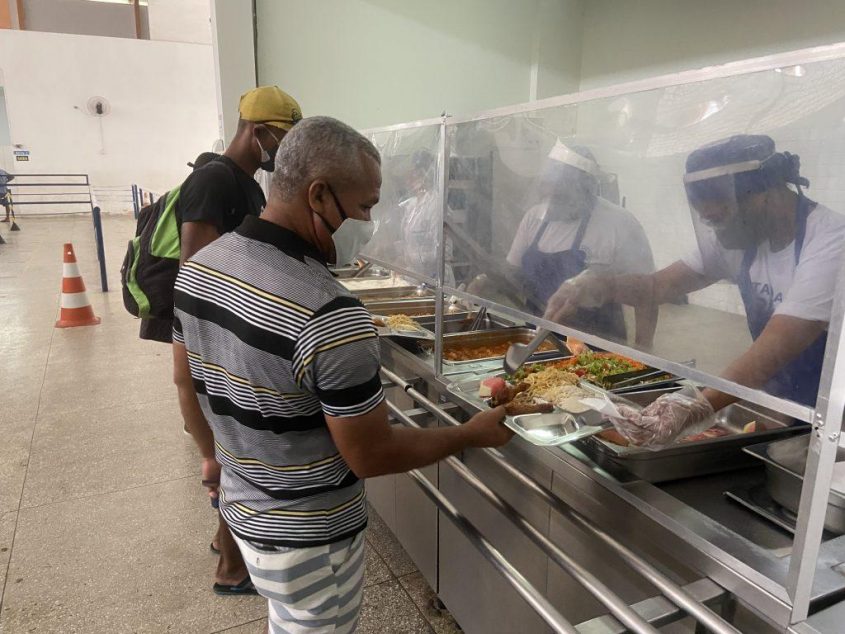 Restaurante tem um cardápio diversificado, incluindo sucos e frutas, pelo valor de apenas R$ 3,00. Foto: Ascom Semas