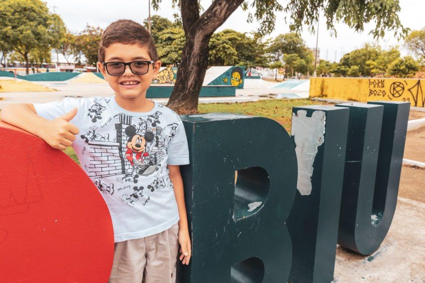 Pietro Baggio já pensa em brincar no Parque das Crianças com os colegas. Foto: Itawi Albuquerque / Secom Maceió