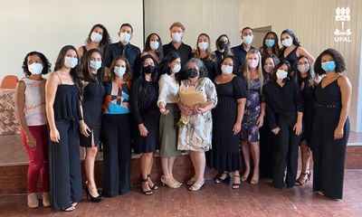 context/imageCaption