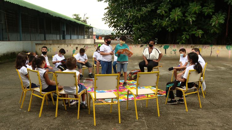 Clubes de leitura: histórias compartilhadas.