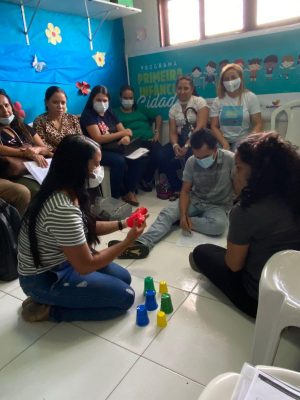 Treinamento começou no início do mês com a equipe do Cras Área Lagunar (Foto: Cras Área Lagunar)