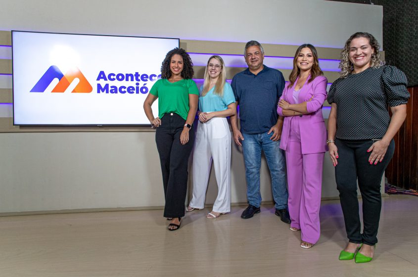 Equipe do Acontece Maceió comemora um ano no ar. Foto: Célio Júnior/ Secom Maceió.