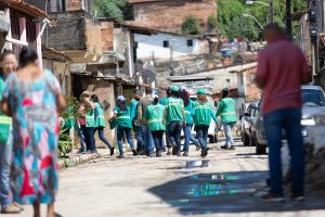Ação de educação ambiental acompanhou o mutirão de limpeza. Foto: Itawi Albuquerque / Secom Maceió