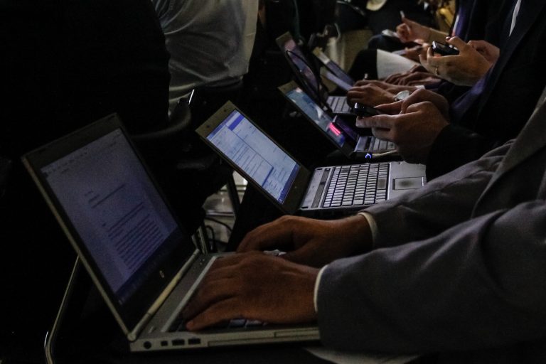 Comunicação - jornalismo - imprensa jornalistas coberturas informação tempo real coletiva