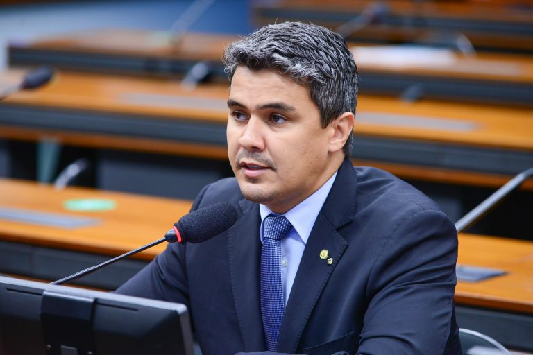 Audiência Pública - Debate a criação do Passaporte Sanitário da Covid-19 (PL 1158/21). Dep. Diego Garcia PODE-PR