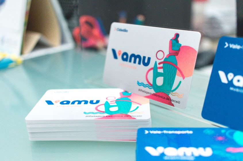 Foram emitidos 4.374 cartões desde que o benefício começou a valer. Foto: Idalécio Lucas