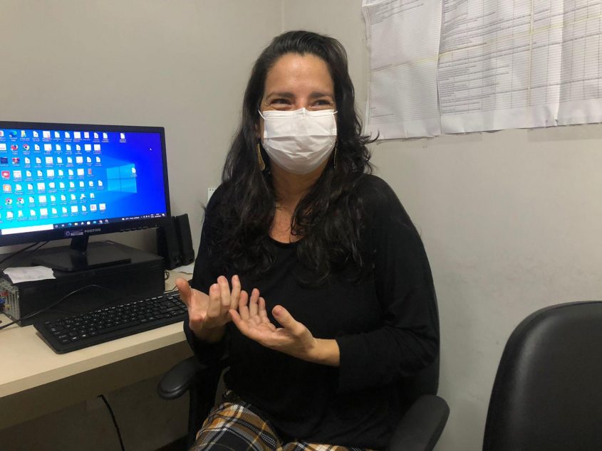 Mariana Tavares ministrou a oficina e é técnica da Gerência de Infecções Sexualmente Transmissíveis (ISTs), HIV/Aids e Hepatites Virais da SMS. Foto: Ascom SMS