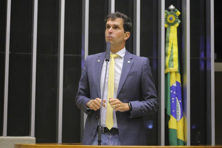 Discussão e votação de propostas. Dep. Luiz Lima PL-RJ