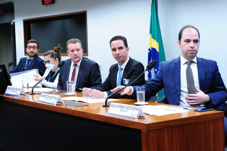 Audiência Pública - Geração Distribuída de Energia Elétrica. Dep. celso Russomano REPUBLICANOS-SP