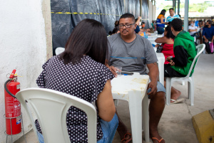 Luciano é comerciante e recebeu um rápido atendimento no CAT Pinheiro. Foto: Juliete Santos/Secom Maceió
