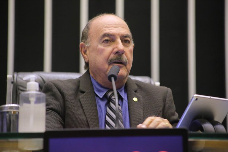 Discussão e votação de propostas. Dep. Dr. Zacharias Calil UNIÃO-GO