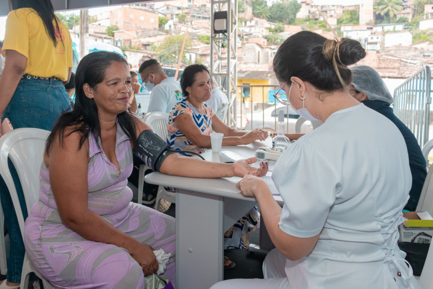 Atendimento na frente de Saúde da Mulher. Foto: Victor Vercant/SMS