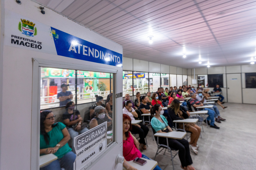 Sine Maceió funciona no segundo piso do Shopping Popular, no Centro da capital (Foto: Itawi Albuquerque/Secom Maceió)