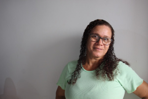 Alexandra Alves trabalhava com sururu e diz estar ansiosa pelo curso. Foto: Lílian Santos (estagiária)/ Ascom Semed
