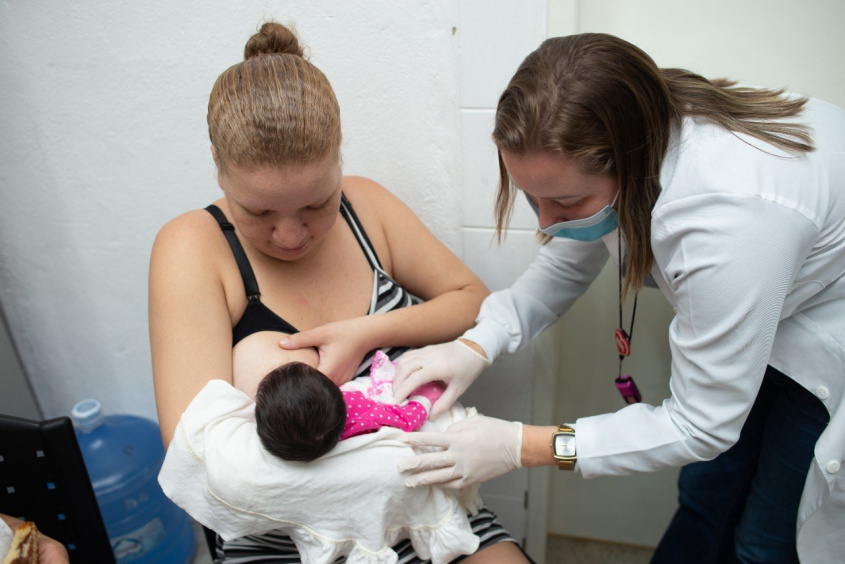 Campanha do Agosto Dourado orientou as mulheres sobre o benefício da amamentação. Foto: Juliete Santos/Secom Maceió