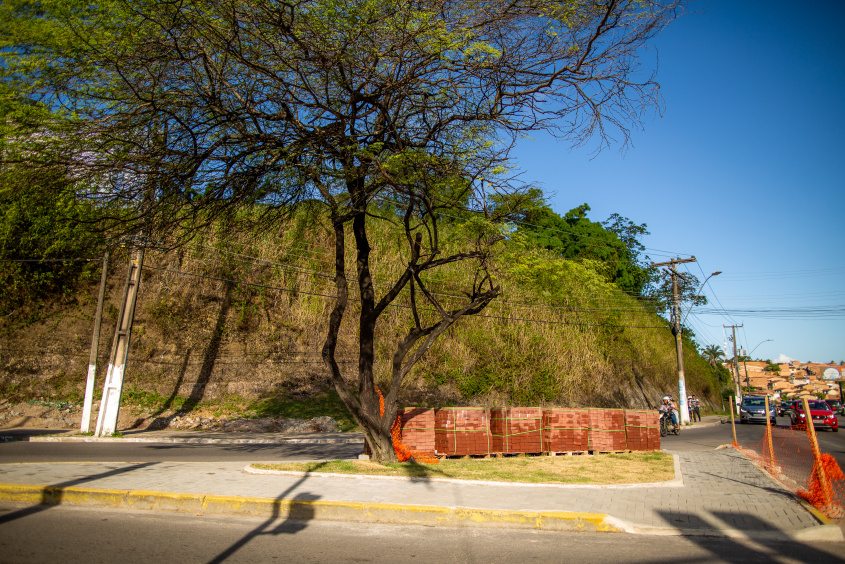 Um dos trevos foi modificado para dar mais fluidez ao trânsito. Foto: Alisson Frazão/Secom Maceió