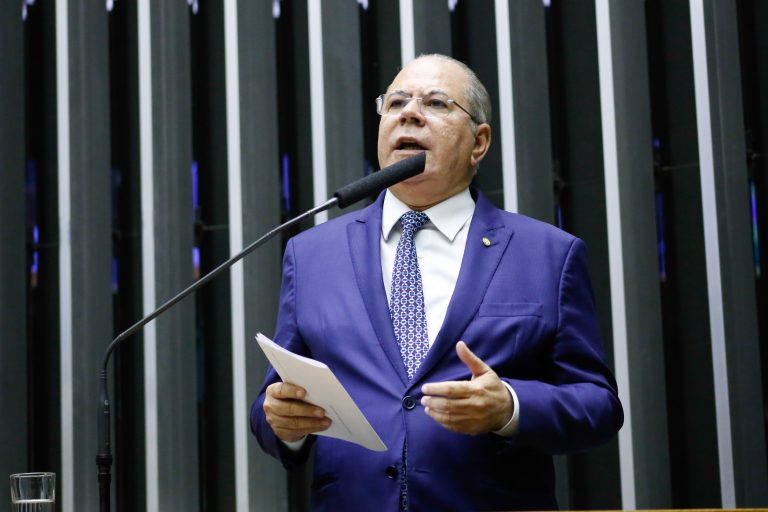Ordem do Dia/ Proposições Remanescentes do Dia Anterior. Dep. Hildo Rocha MDB - MA