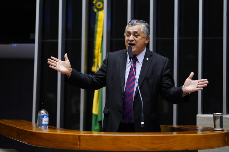 Sessão Deliberativa - Semipresencial. Dep. José Guimarães(PT - CE)