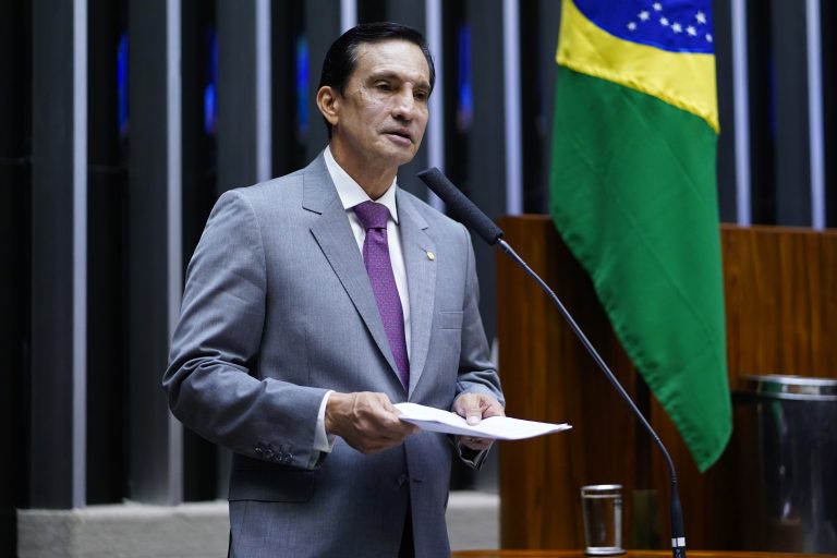 Sessão Solene em Homenagem aos 56 anos da Zona Franca de Manaus e da Superintendência da Zona Franca de Manaus – Suframa. Dep. Sidney Leite (PSD - AM)