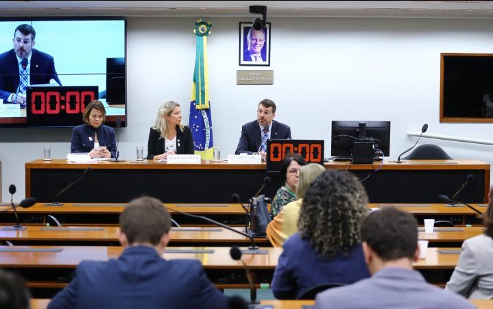 Audiência Pública - Reforma tributária e a oneração de produtos nocivos à saúde.