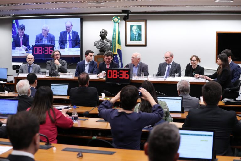 Audiência Pública - Reforma tributária sob a perspectiva setorial. Dep. Reginaldo Lopes (PT - MG)