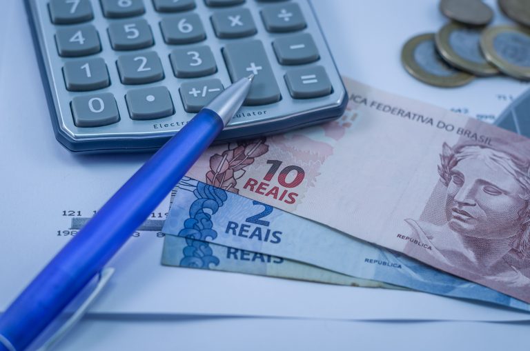 Economia - geral - dinheiro - finanças - orçamento - recursos públicos, - tributos - reforma tributária