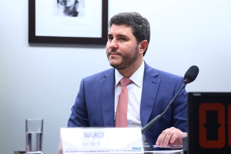 Ponte binacional entre Guajará-Mirim (RO) e Guayaramerín (Bolívia). Dep. Maurício Carvalho (UNIÃO - RO)