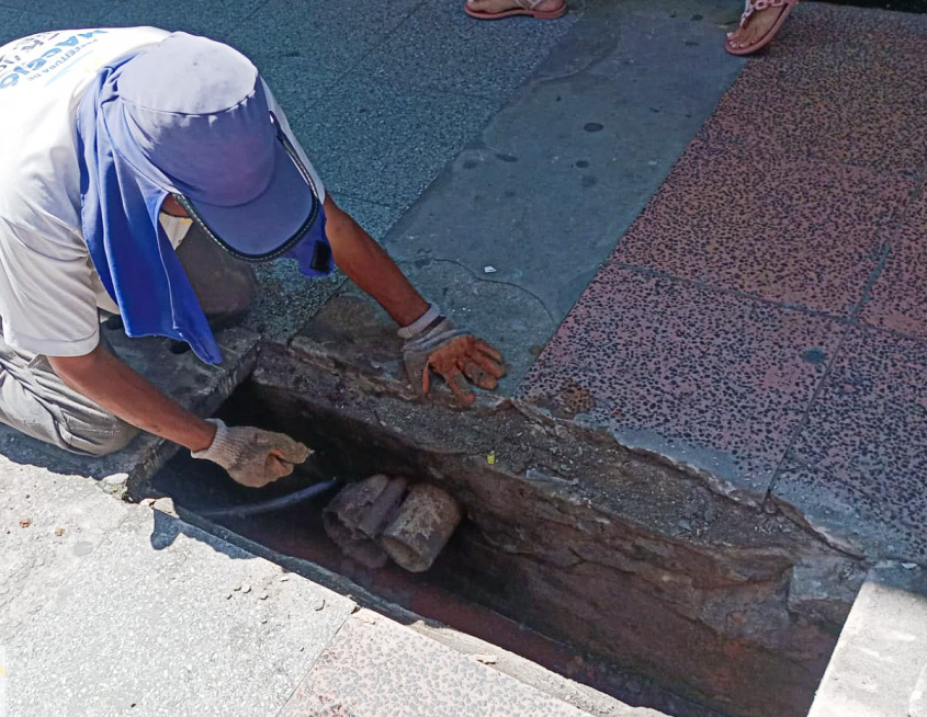 Servidor da Seminfra realizando tamponamento. Foto: cortesia