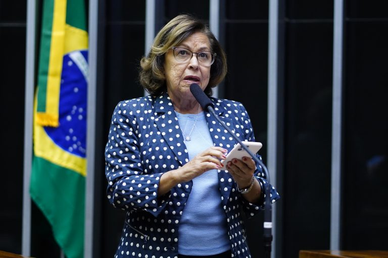 Sessão Deliberativa. Dep. Lídice da Mata(PSB - BA)