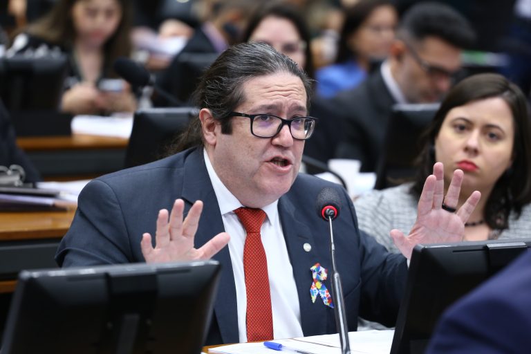 Discussão e votação de propostas legislativas. Dep. Tarcísio Motta (PSOL - RJ)