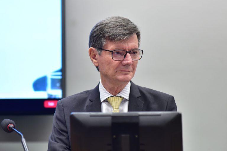 Audiência Pública - Incidência de impostos e a digitalização da tributação de produtos adquiridos pela internet. Presidente do Instituto para Desenvolvimento do Varejo - Instituto para Desenvolvimento do Varejo, Jorge Gonçalves Filho