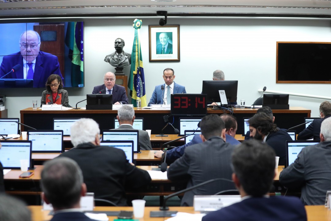 Apresentação do panorama da política externa em 2023.